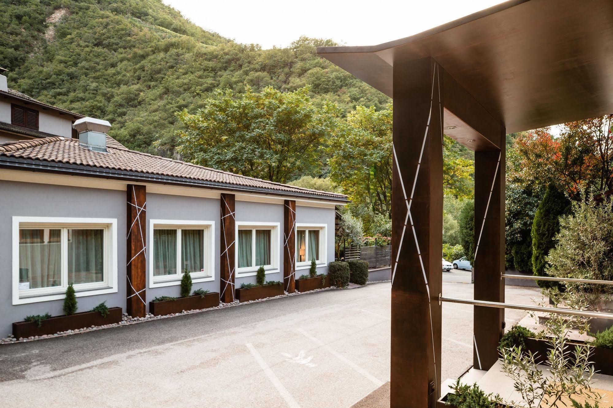 Eggentaler Hotel Cardano Exterior photo